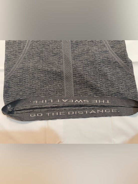 Lululemon Swiftly Tech Racerback ~size 8~ - Picture 6 of 10